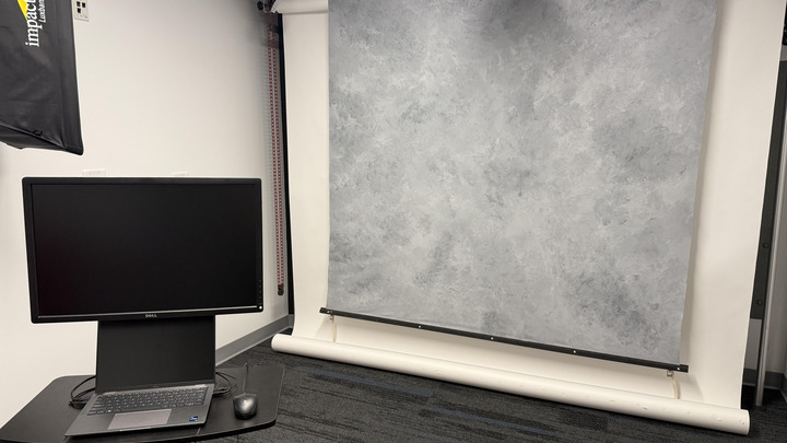 Building C room 120A - Photo Studio