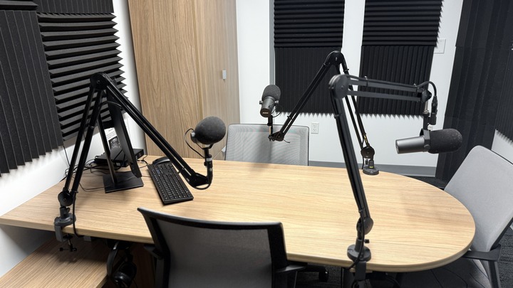 ITS DIY Audio Recoding Studio at Building C - Three mics